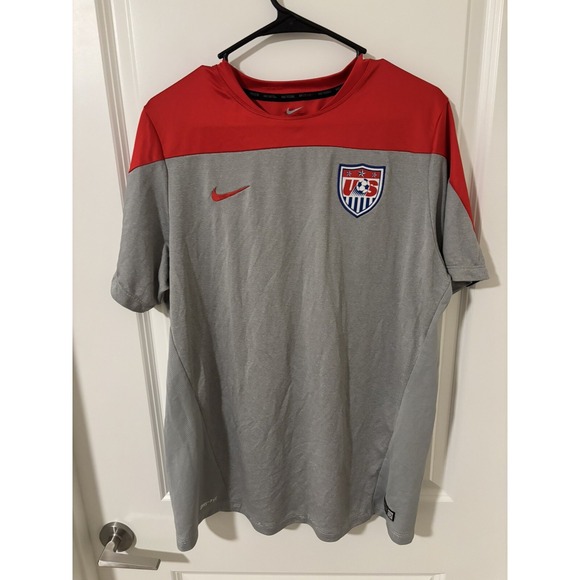 Nike Dri-Fit USA National Team Authentic Training Jersey Gray/Red Men's Size XL - Picture 1 of 7